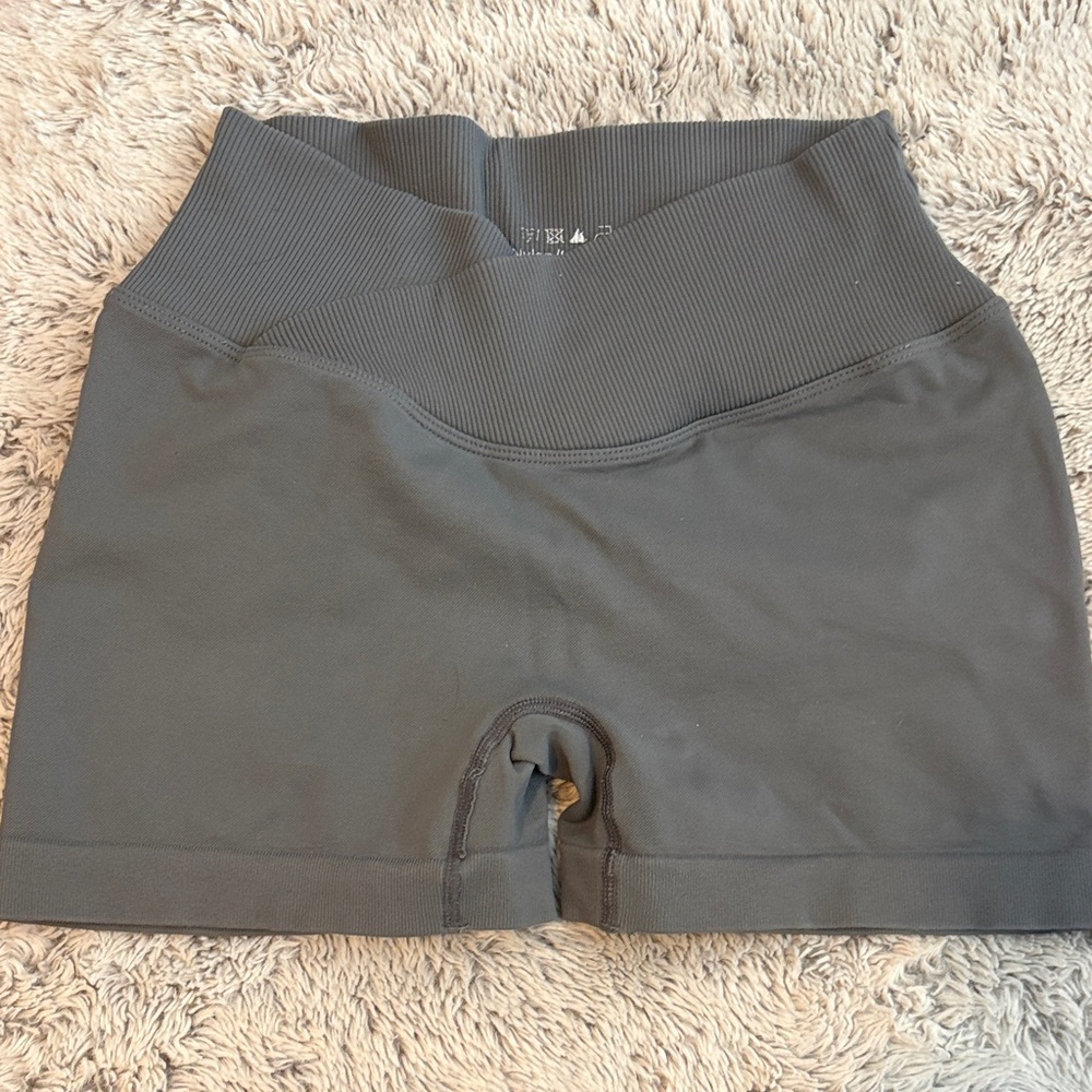 Activewear Bundle - image 7